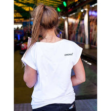 Lade das Bild in den Galerie-Viewer, Bio T-Shirt Damen GOTS - Fair produziert - ChariTea Merchandise - Damen T-Shirt "Hand" - 3