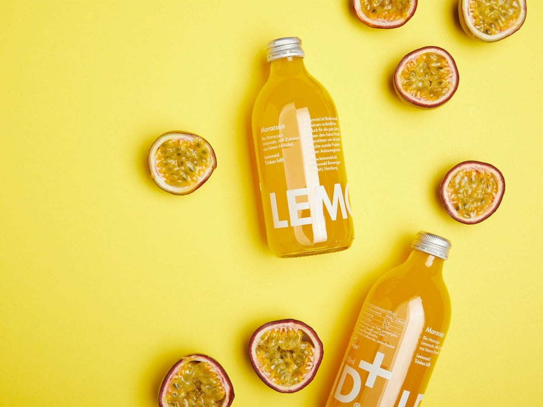 Schmeckt nach Sommer - unsere Lemonaid Maracuja.